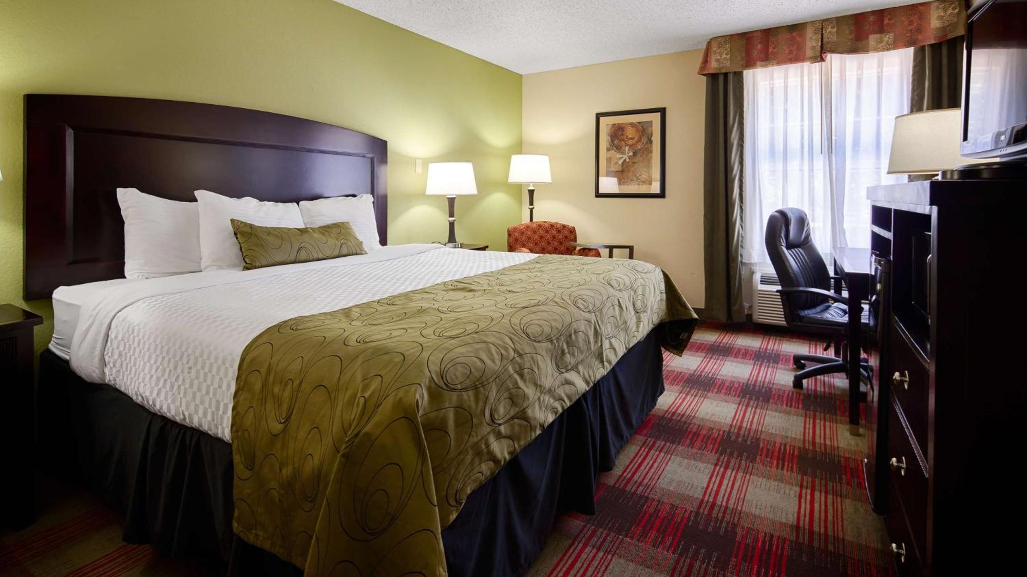 Best Western Plus Addison/Dallas Hotel Exterior photo